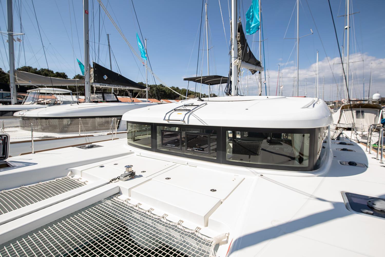 Lagoon 40 - 4 + 2 cab, picture 6