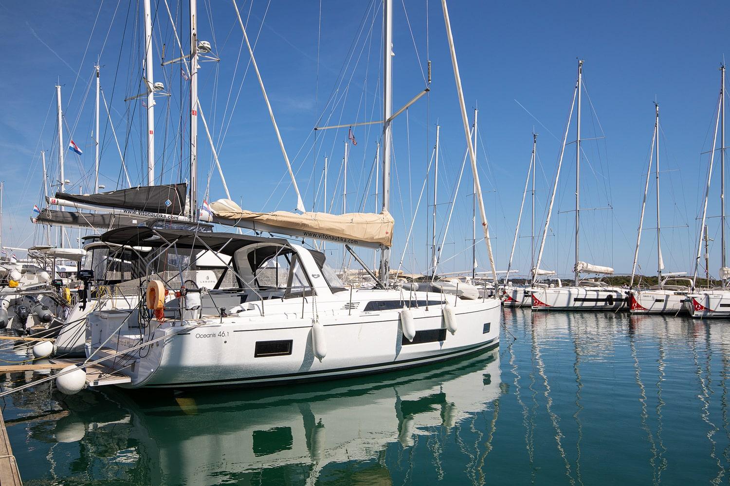 Oceanis 46.1, picture 7