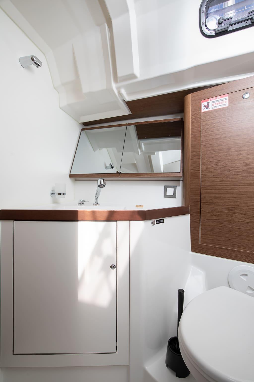 Oceanis 46.1, picture 17