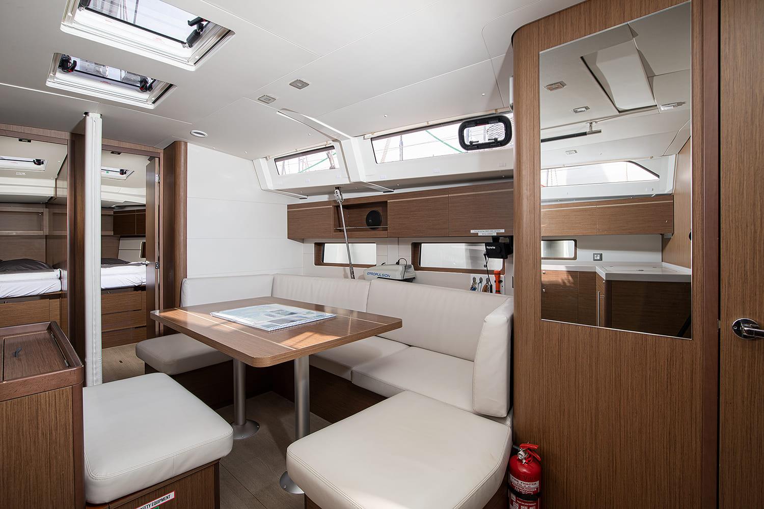 Oceanis 46.1, picture 11