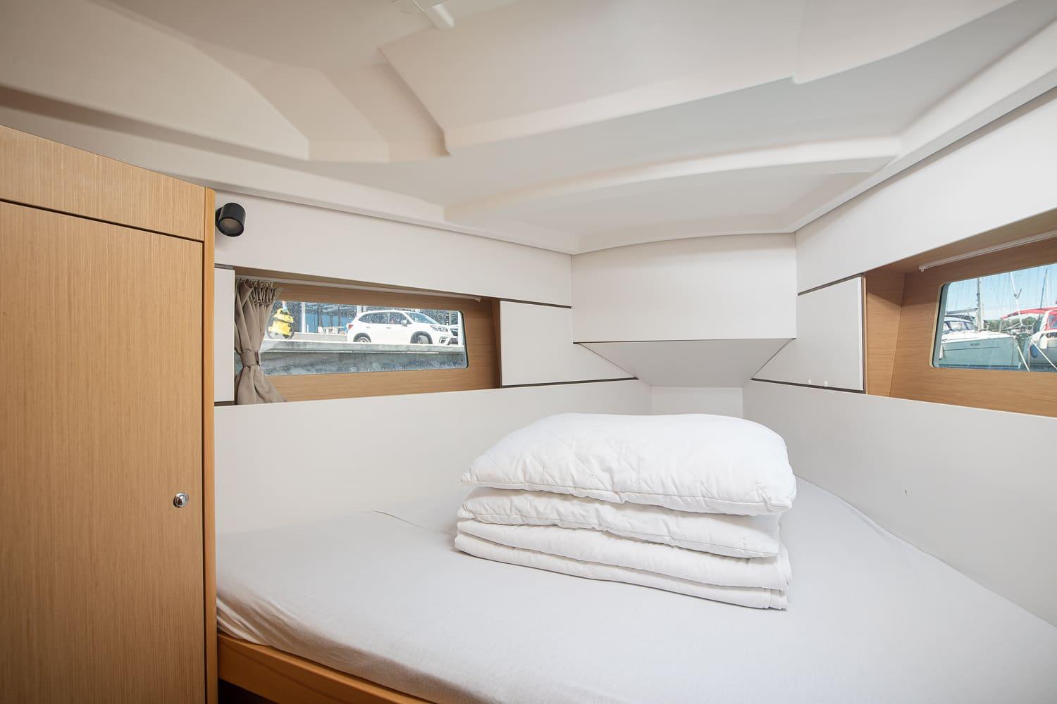 Oceanis 35, picture 16