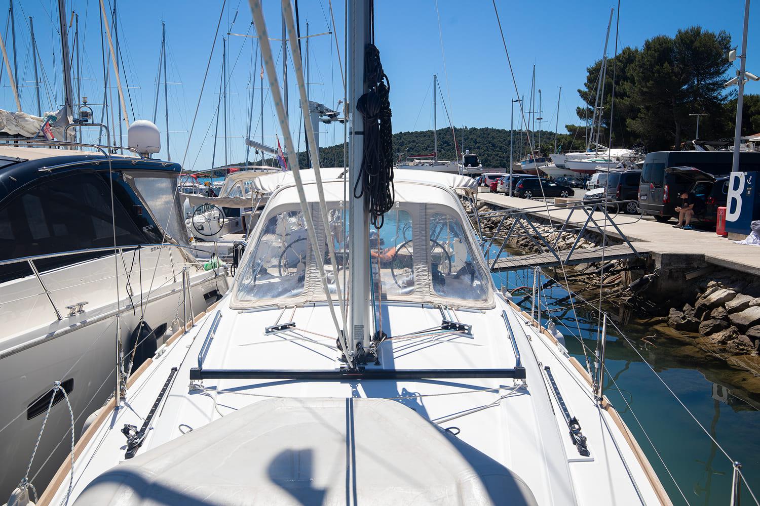 Oceanis 35, picture 10