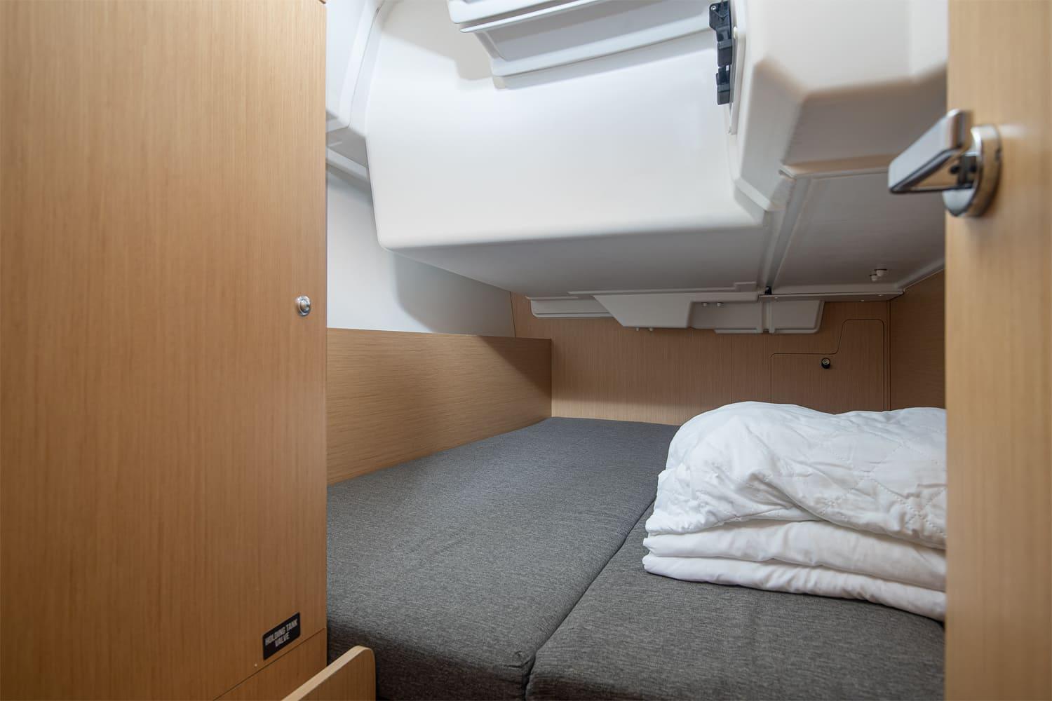 Oceanis 35, picture 17