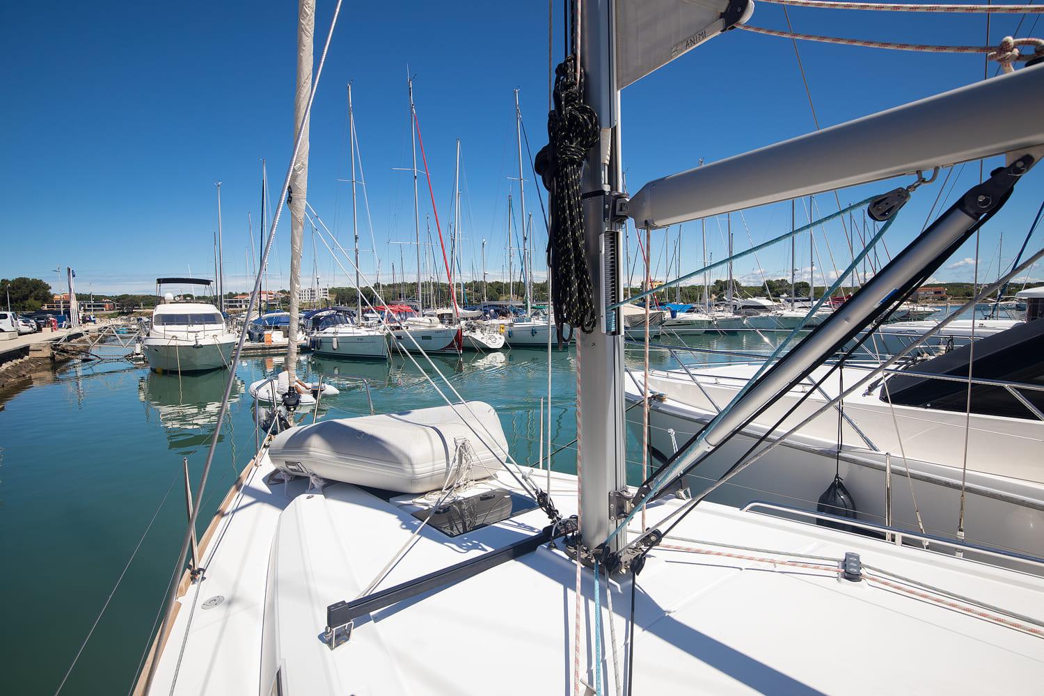 Oceanis 35, picture 9