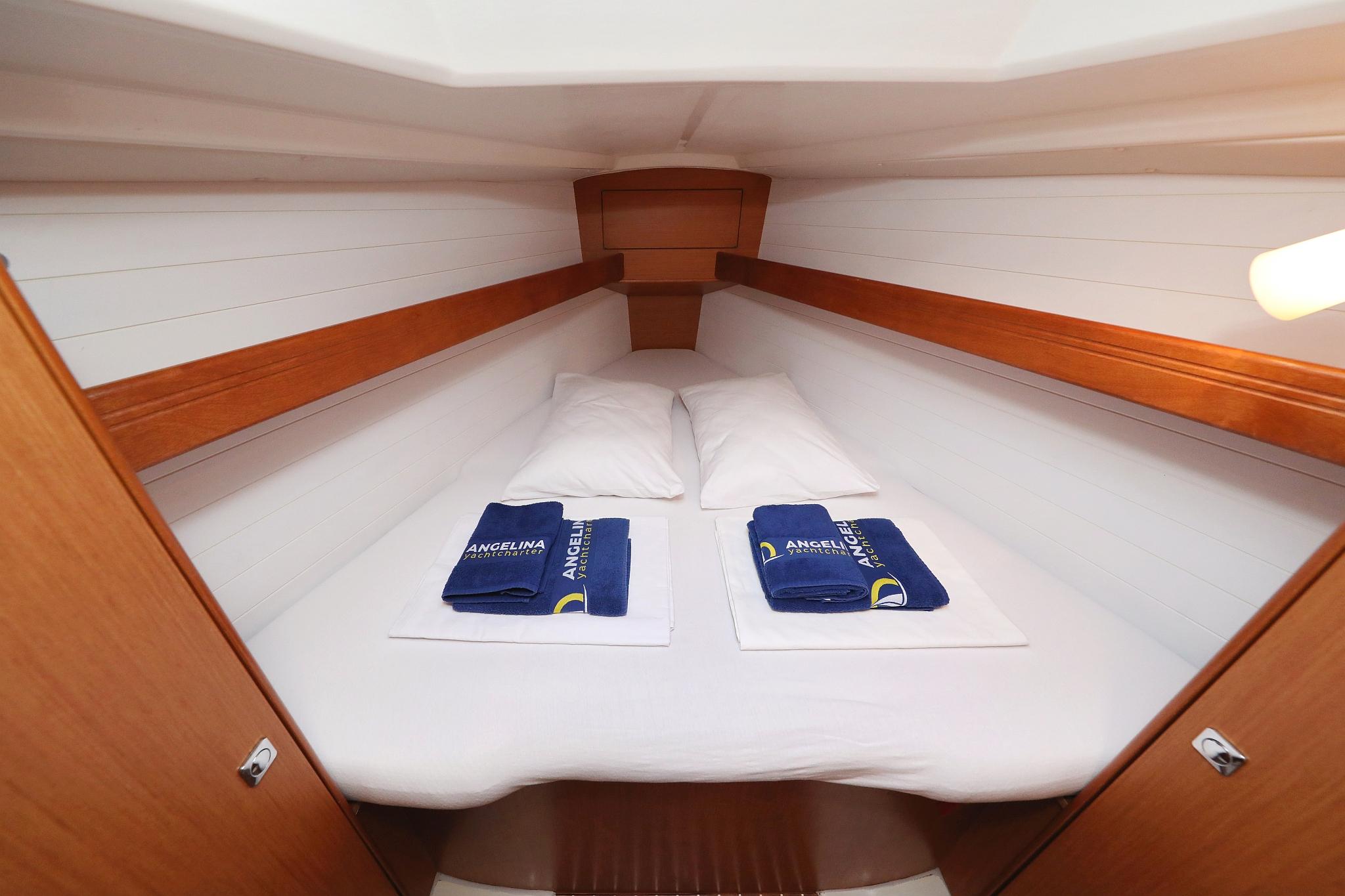 Bavaria Cruiser 33, picture 25