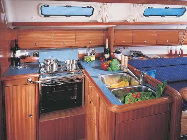 Bavaria 36, picture 6