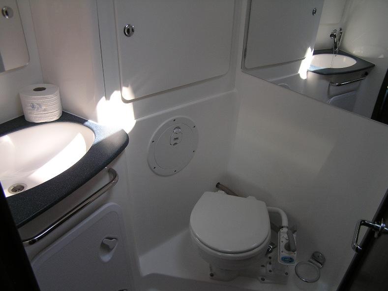 Bavaria 36, picture 9