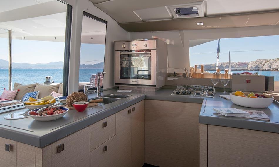 Fountaine Pajot Astrea 42 - 4 + 2 cab., picture 10