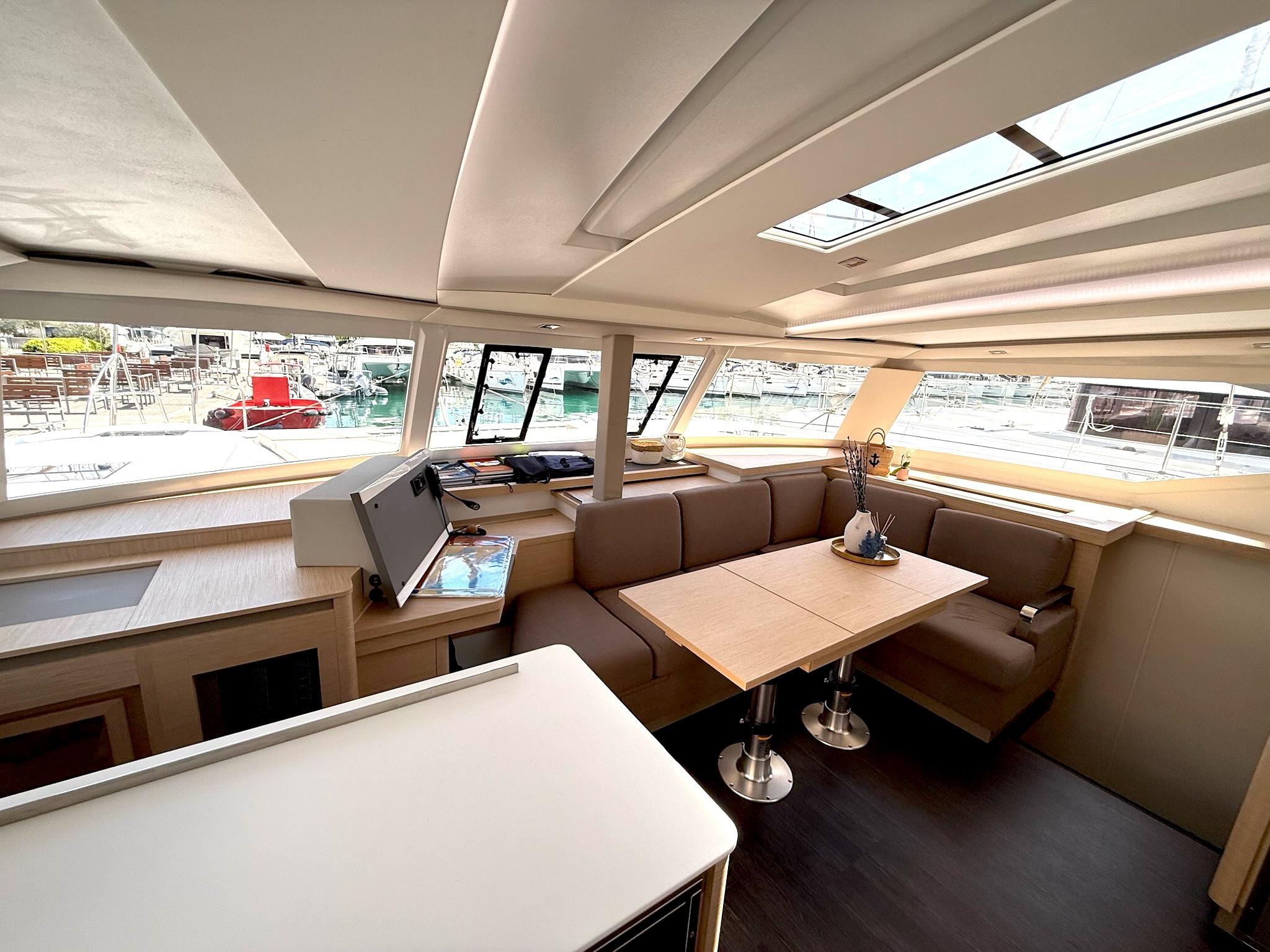 Fountaine Pajot Astrea 42 - 4 + 2 cab., picture 14