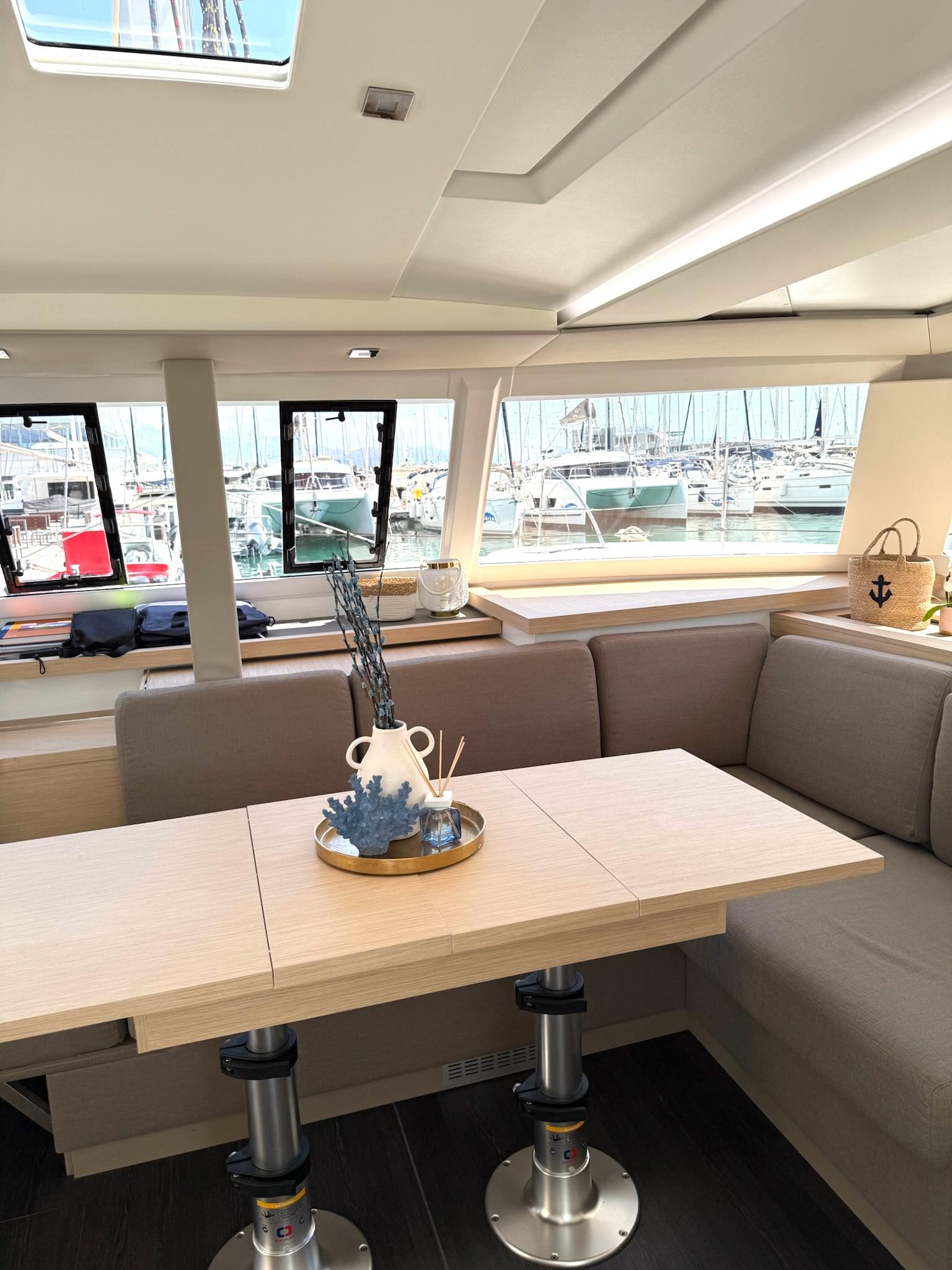 Fountaine Pajot Astrea 42 - 4 + 2 cab., picture 22