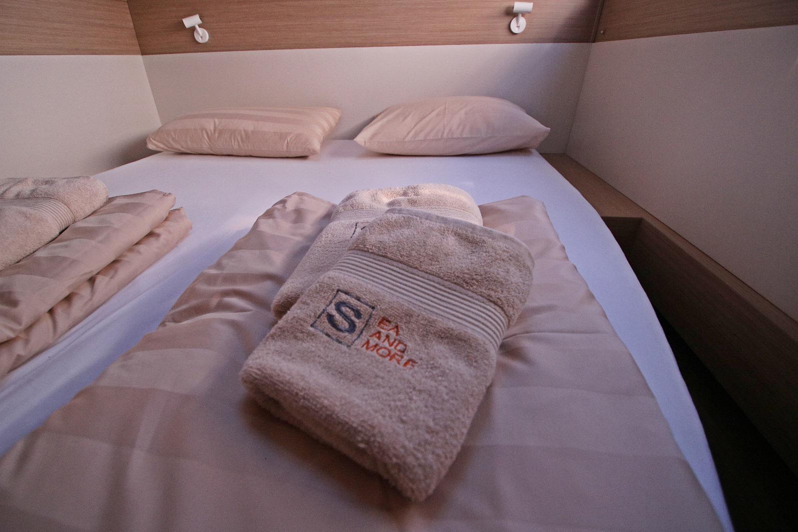 Lagoon 43 - 3 + 2 cab., picture 50