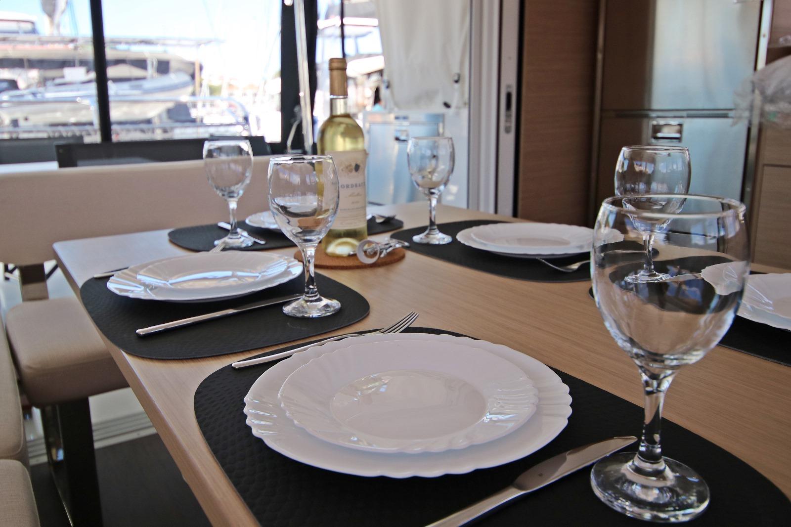 Lagoon 43 - 3 + 2 cab., picture 34