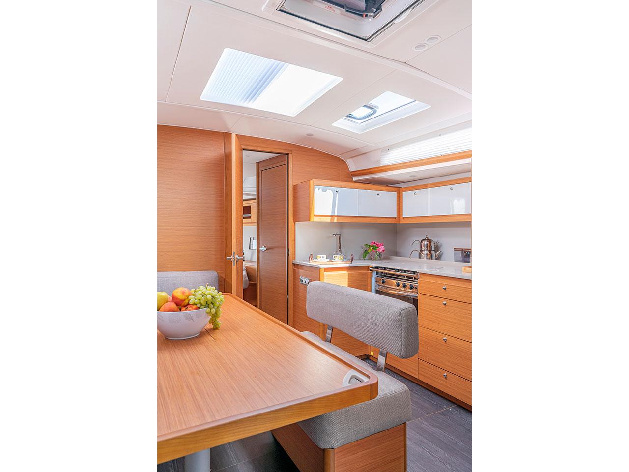 Dufour 470 - 4 cab., picture 15