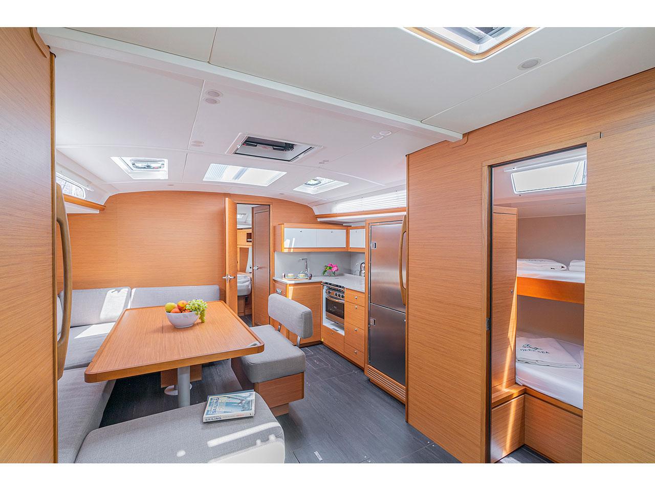 Dufour 470 - 4 cab., picture 12