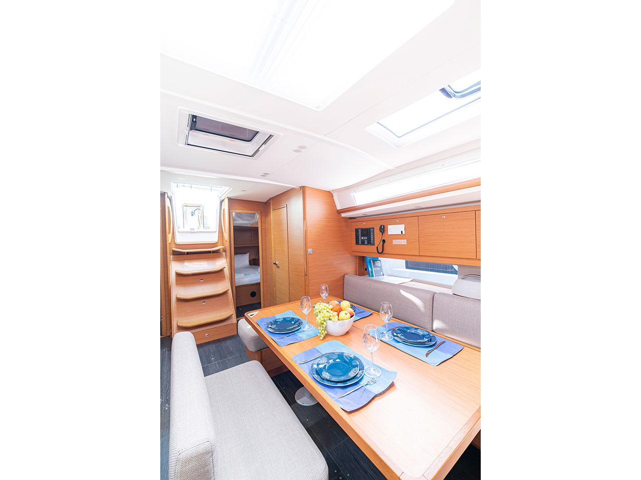 Dufour 470 - 4 cab., picture 17