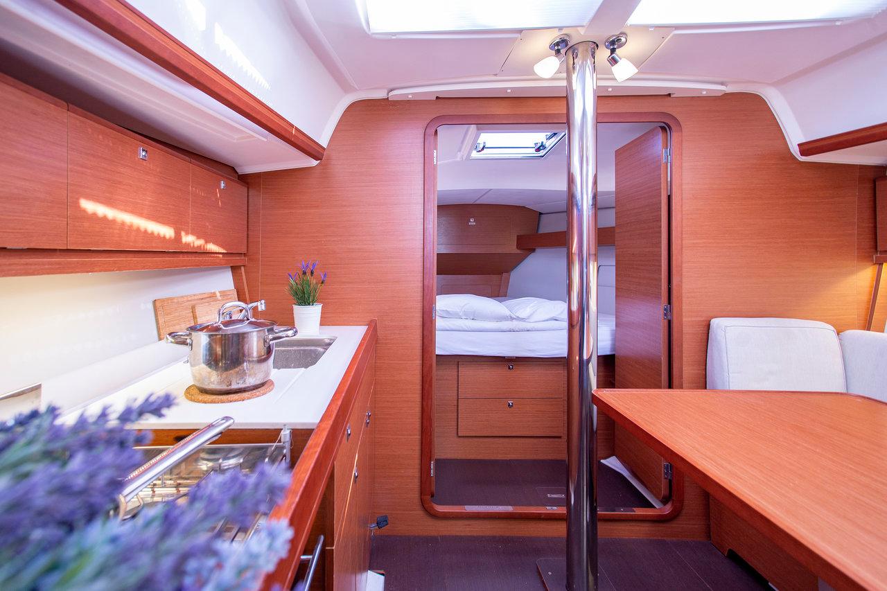 Dufour 382 GL, picture 17