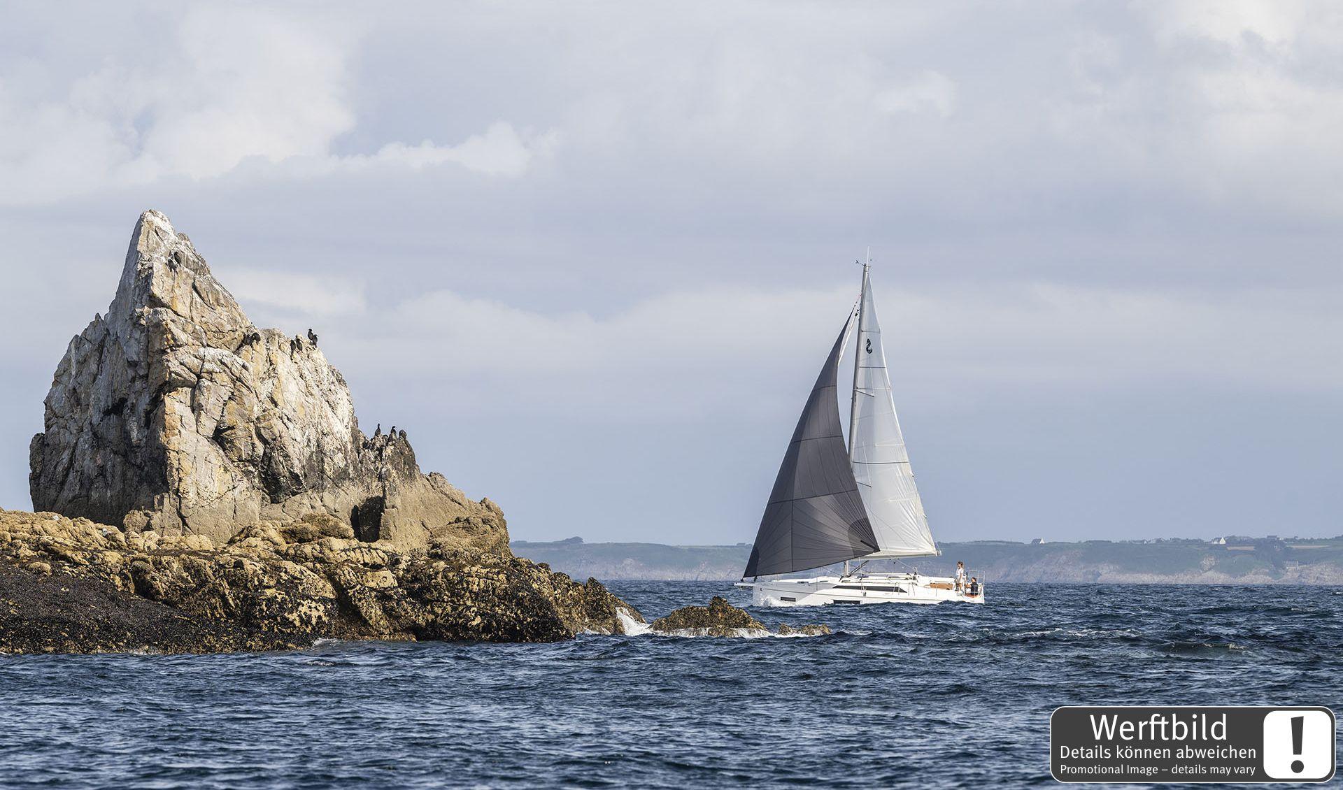 Oceanis 37.1, picture 4