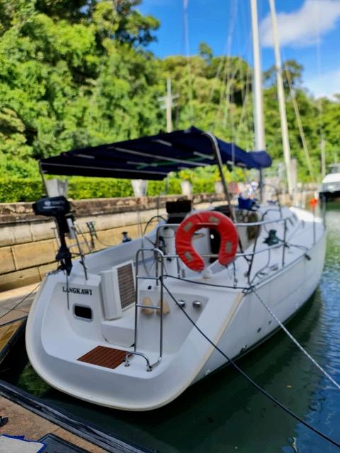 Oceanis Clipper 323, picture 11