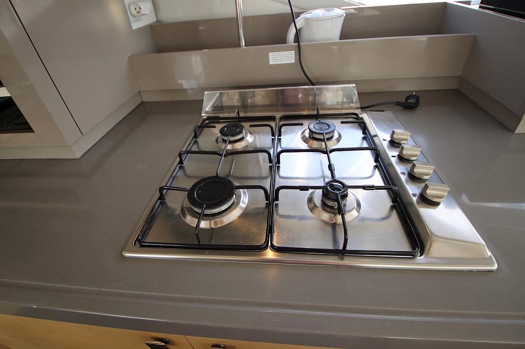 Fountaine Pajot Saona 47 Quintet - 5 + 1 cab., picture 12