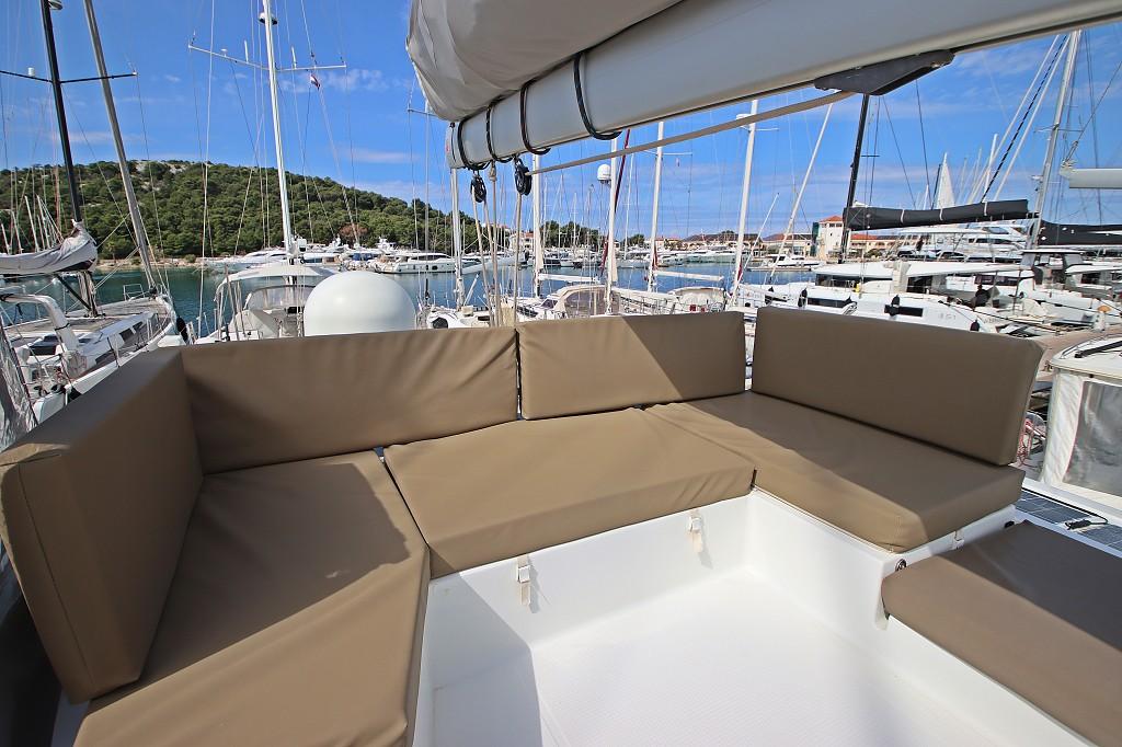 Fountaine Pajot Saona 47 Quintet - 5 + 1 cab., picture 26