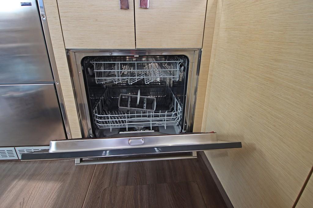 Fountaine Pajot Saona 47 Quintet - 5 + 1 cab., picture 30