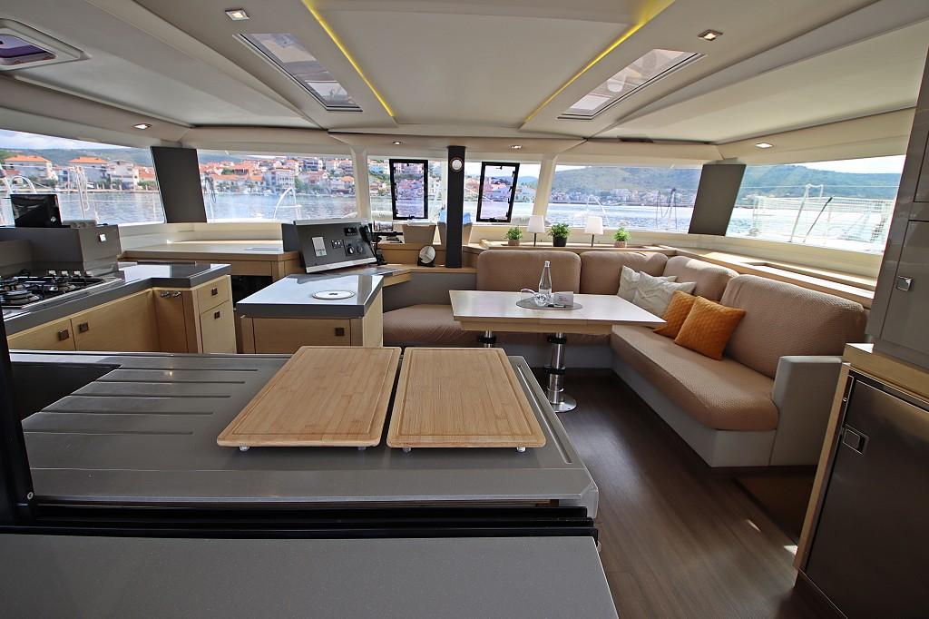 Fountaine Pajot Saona 47 Quintet - 5 + 1 cab., picture 24