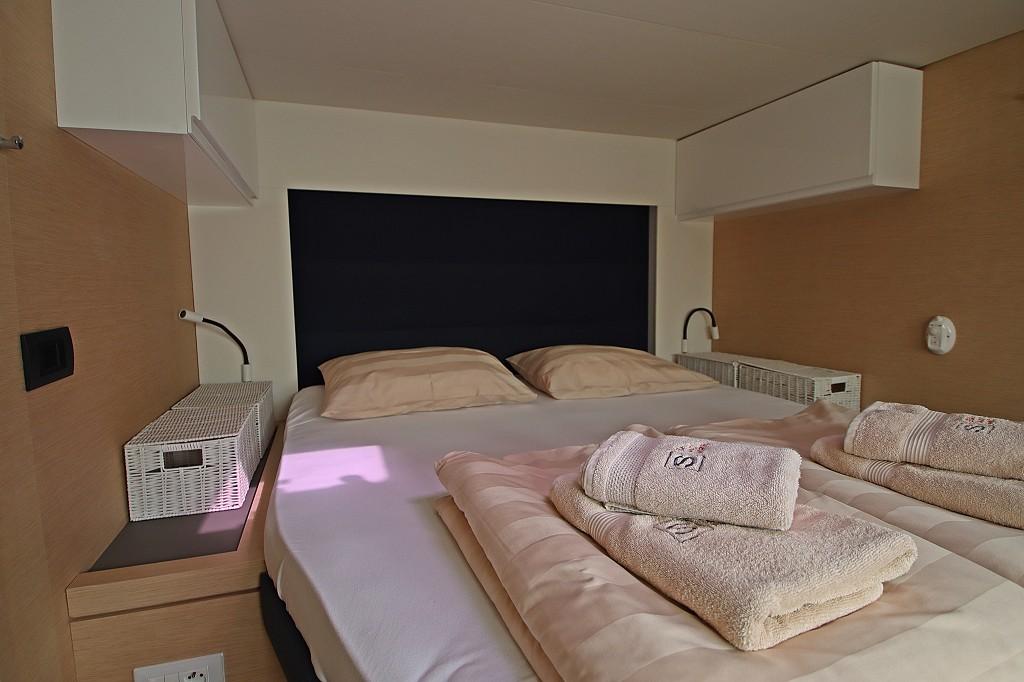 Fountaine Pajot Saona 47 Quintet - 5 + 1 cab., picture 16