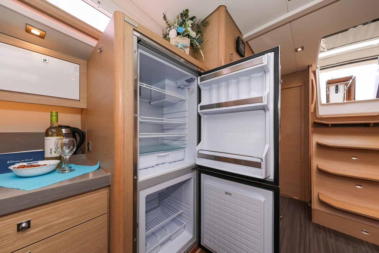 Dufour 470 - 4 cab., picture 16