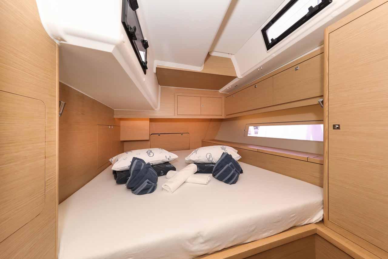 Dufour 470 - 4 cab., picture 23