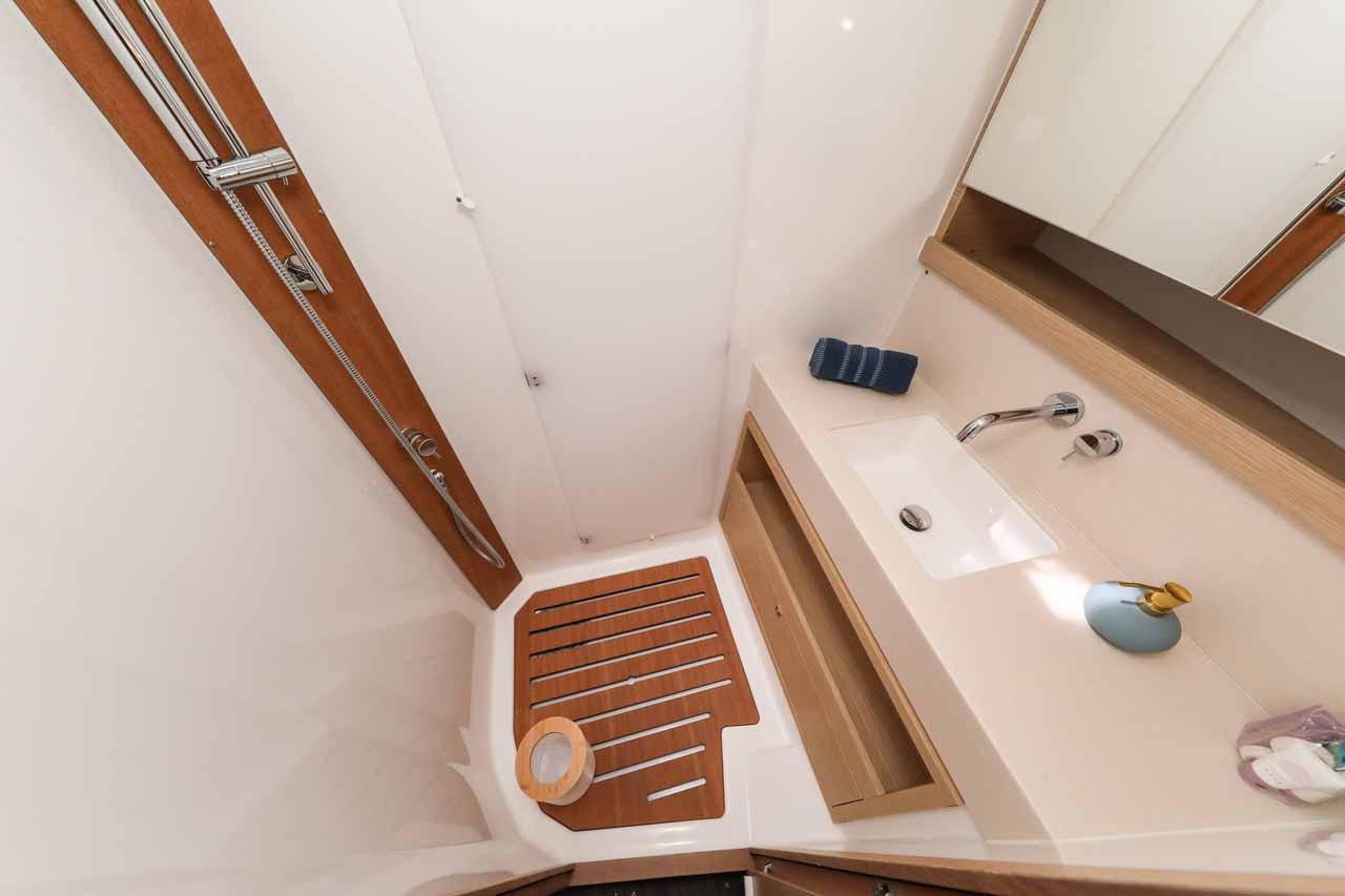 Dufour 470 - 4 cab., picture 26