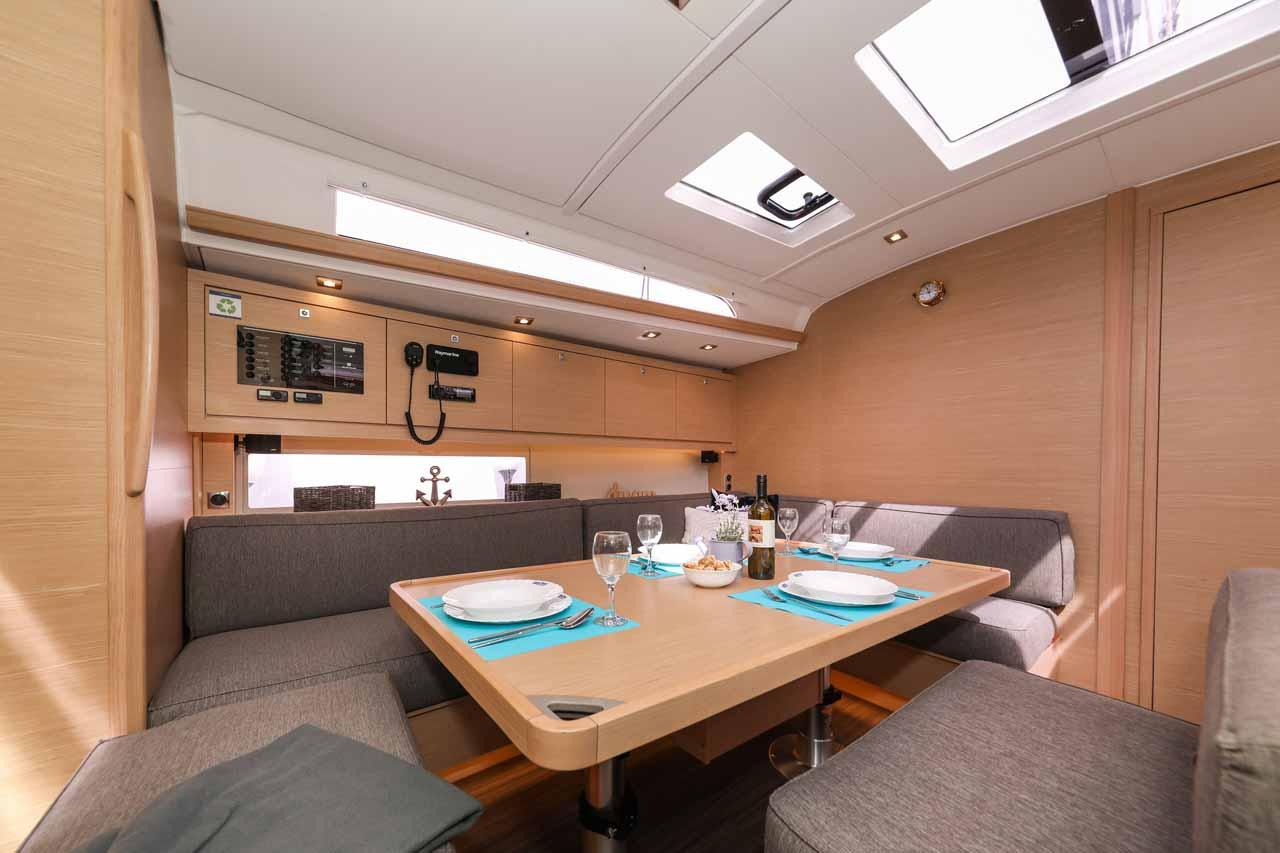 Dufour 470 - 4 cab., picture 11