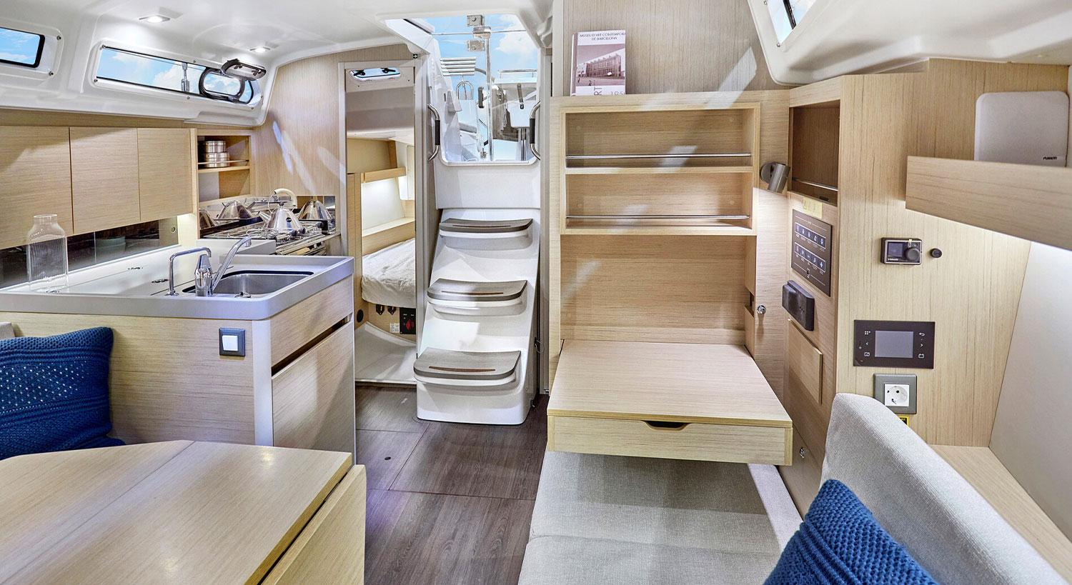 Oceanis 34.1, picture 14