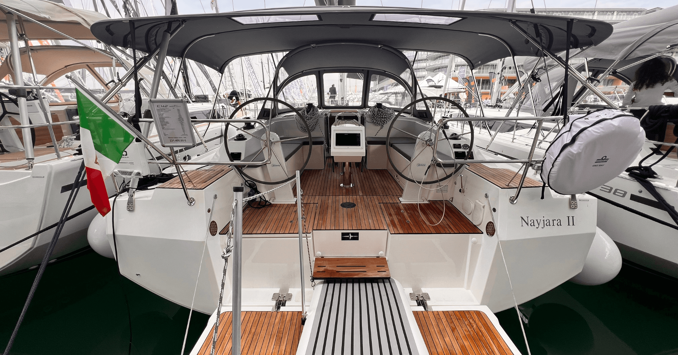 Bavaria C42, picture 3