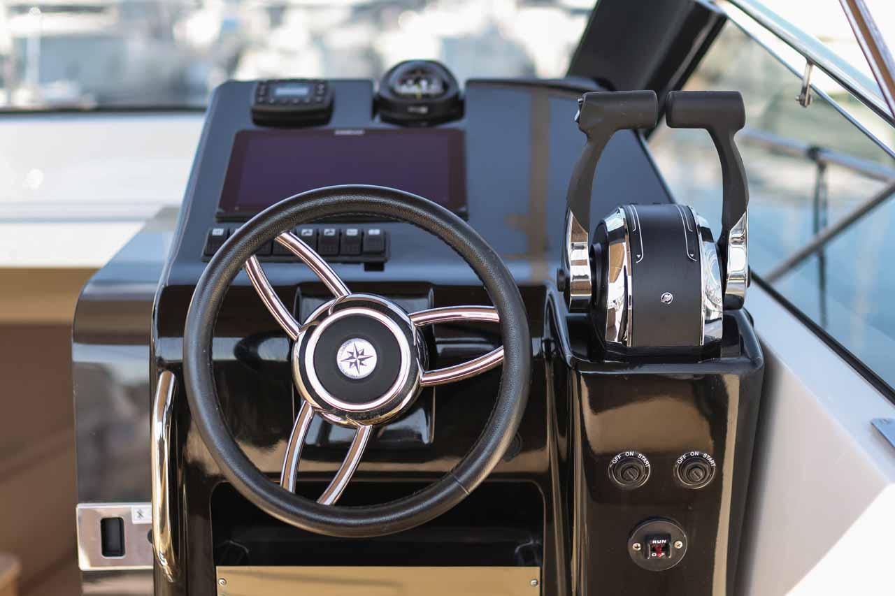 Nuva M9 Cabin, picture 12