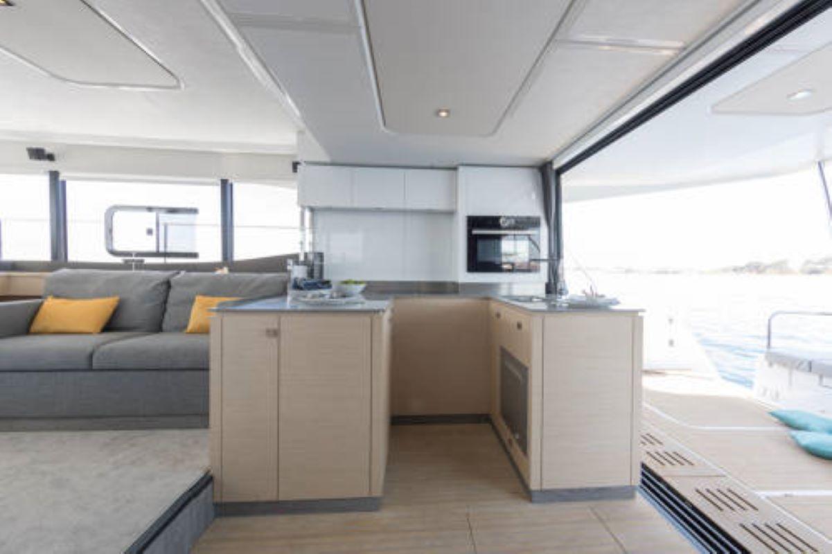 Fountaine Pajot MY6 - Mona Lisa, picture 8