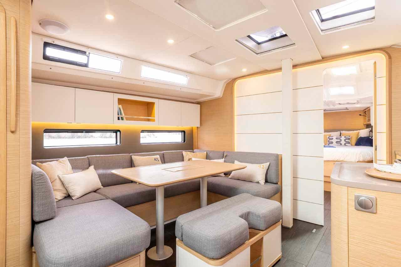 Dufour 41 Performance - 3 cab., picture 5