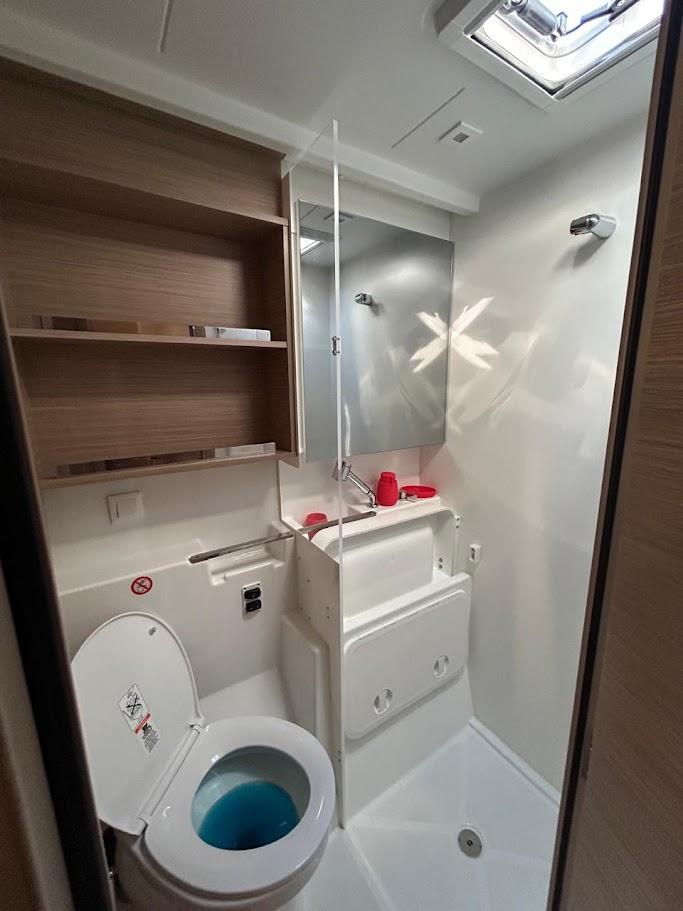 Lagoon 43 - 4 + 2 cab., picture 14