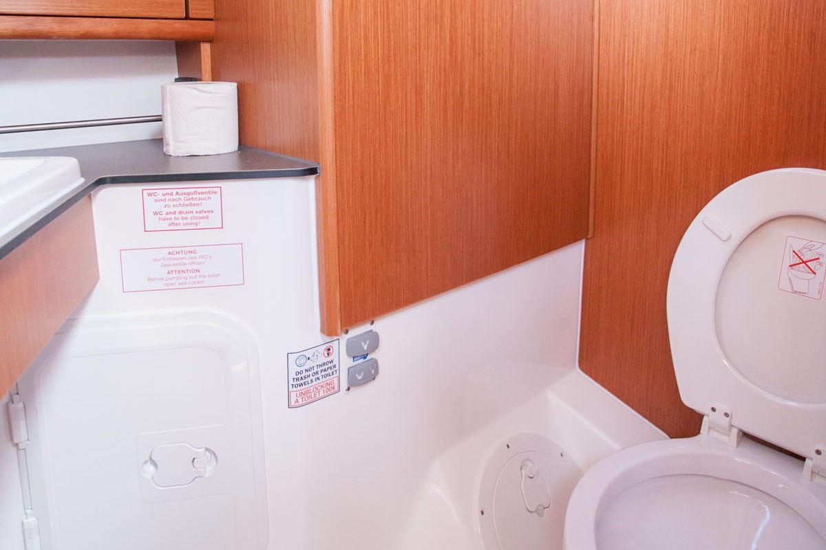 Bavaria Cruiser 34, picture 19