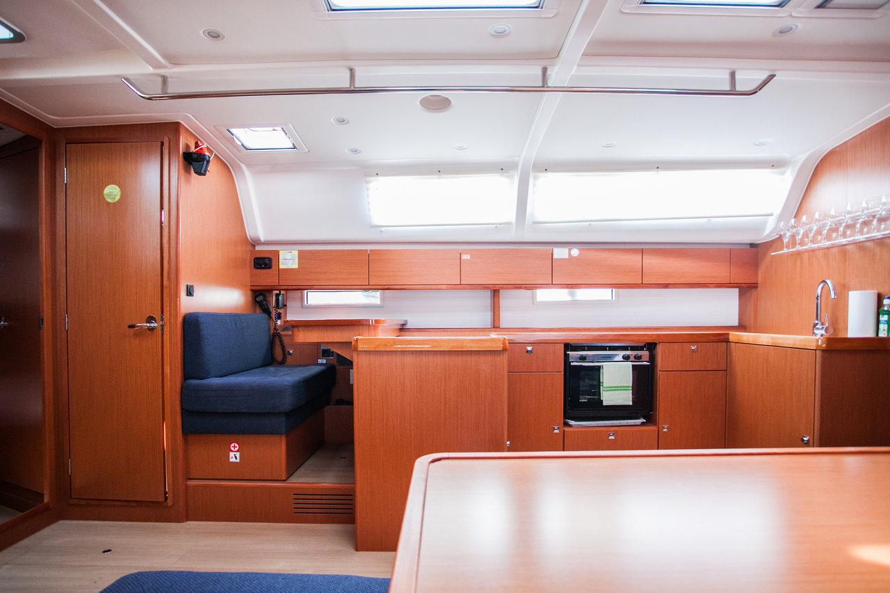 Bavaria Cruiser 51, picture 7
