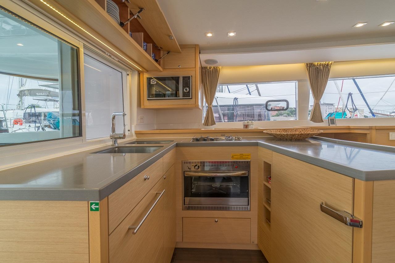 Lagoon 450 S - 4 + 2 cab., picture 12