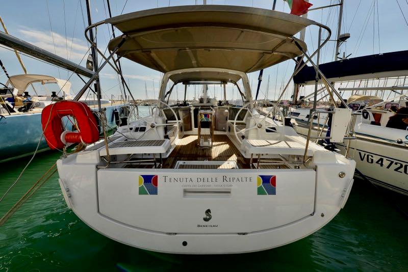 Oceanis 41.1, picture 1