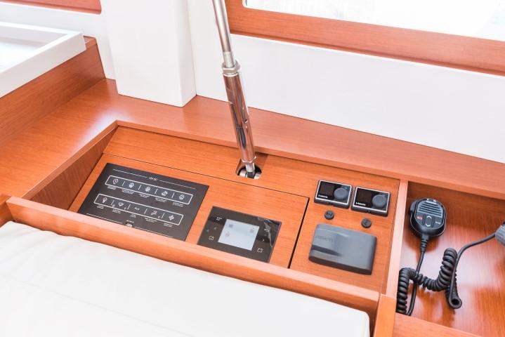 Oceanis 51.1 - 5 + 1 cab., picture 7