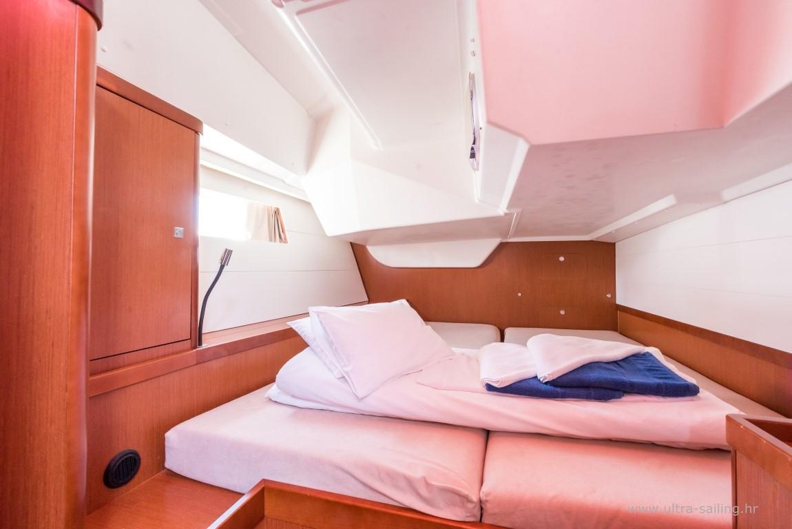 Oceanis 48 - 5 cab., picture 8