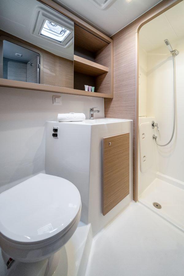 Lagoon 42 - 4 + 2 cab., picture 24