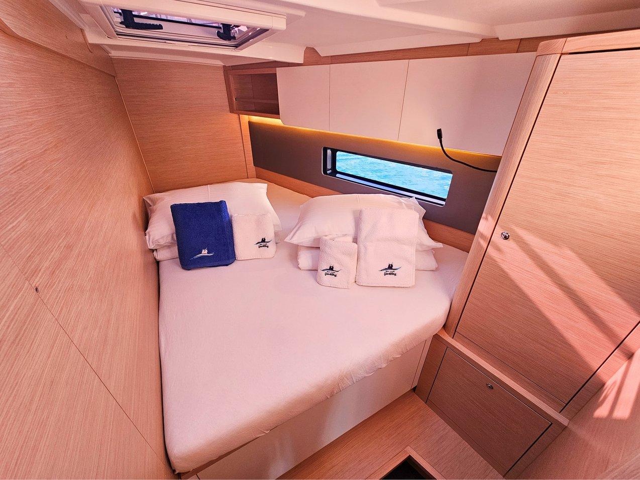 Dufour 44 - 4 cab, picture 53