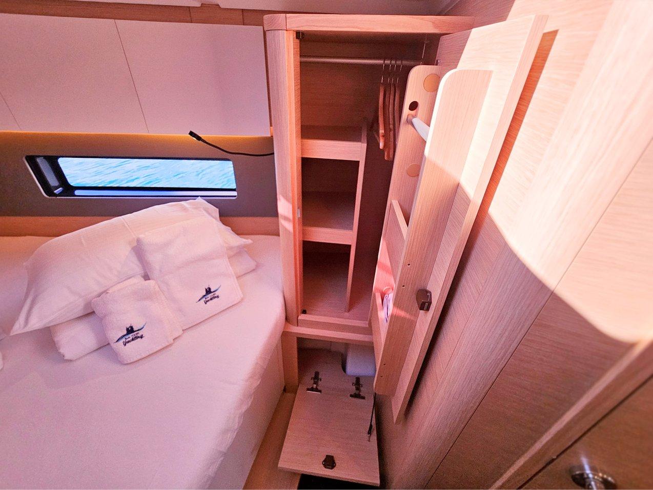 Dufour 44 - 4 cab, picture 54