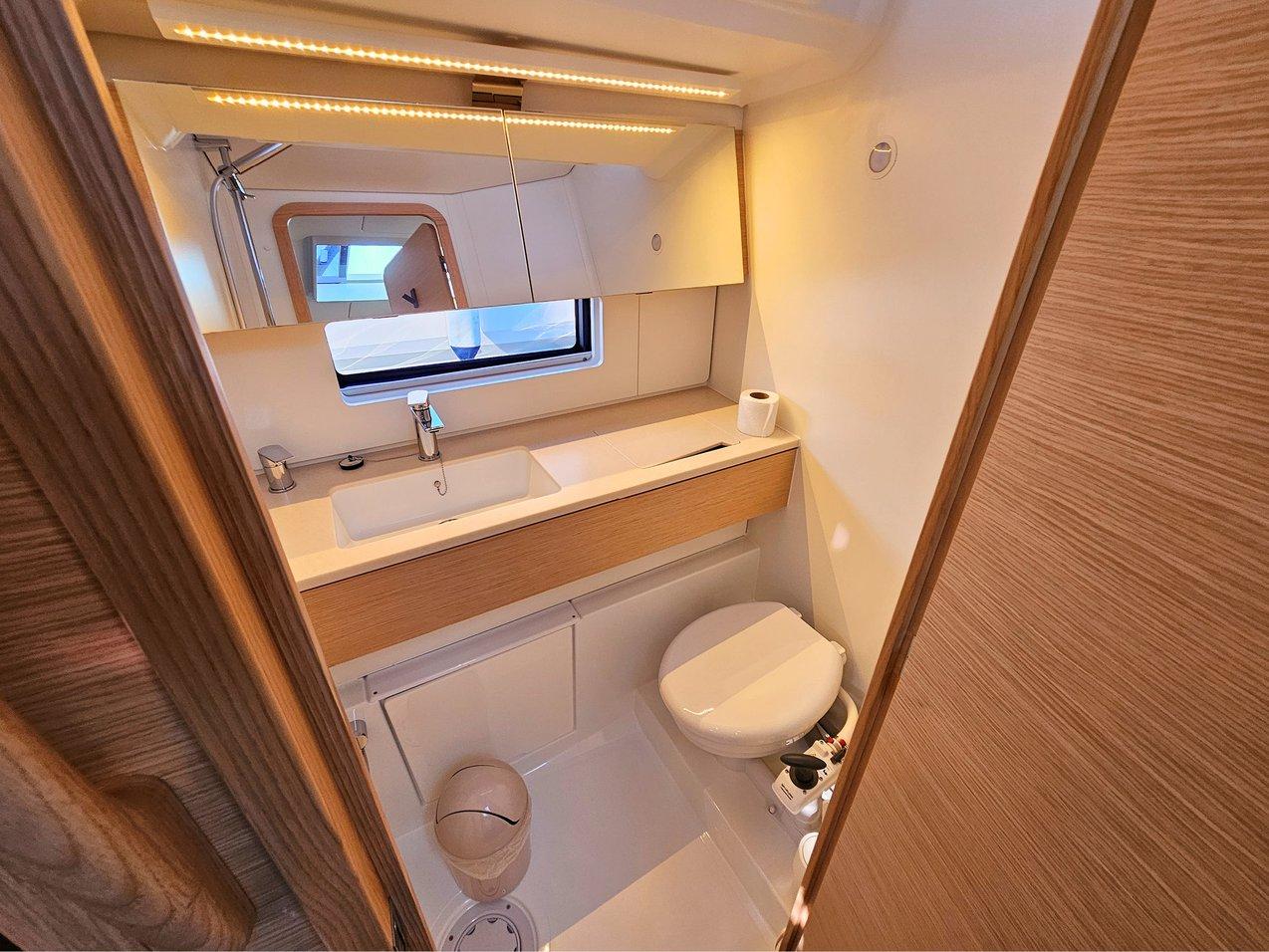 Dufour 44 - 4 cab, picture 62