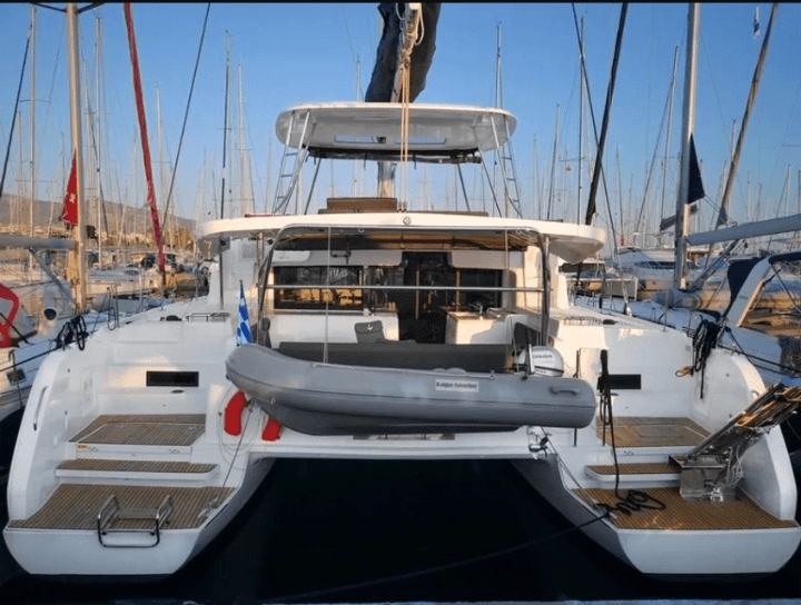 Lagoon 46 - 4 + 2 cab., picture 1