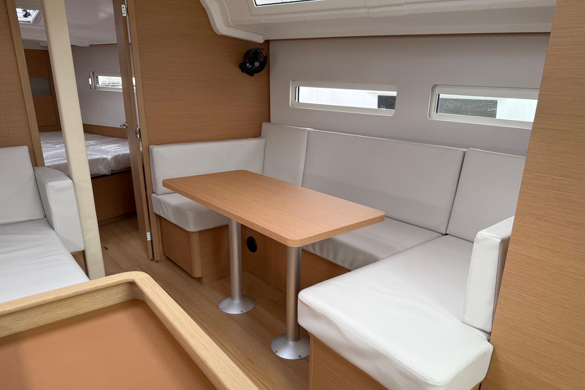 Sun Odyssey 410 - 3 cab., picture 11