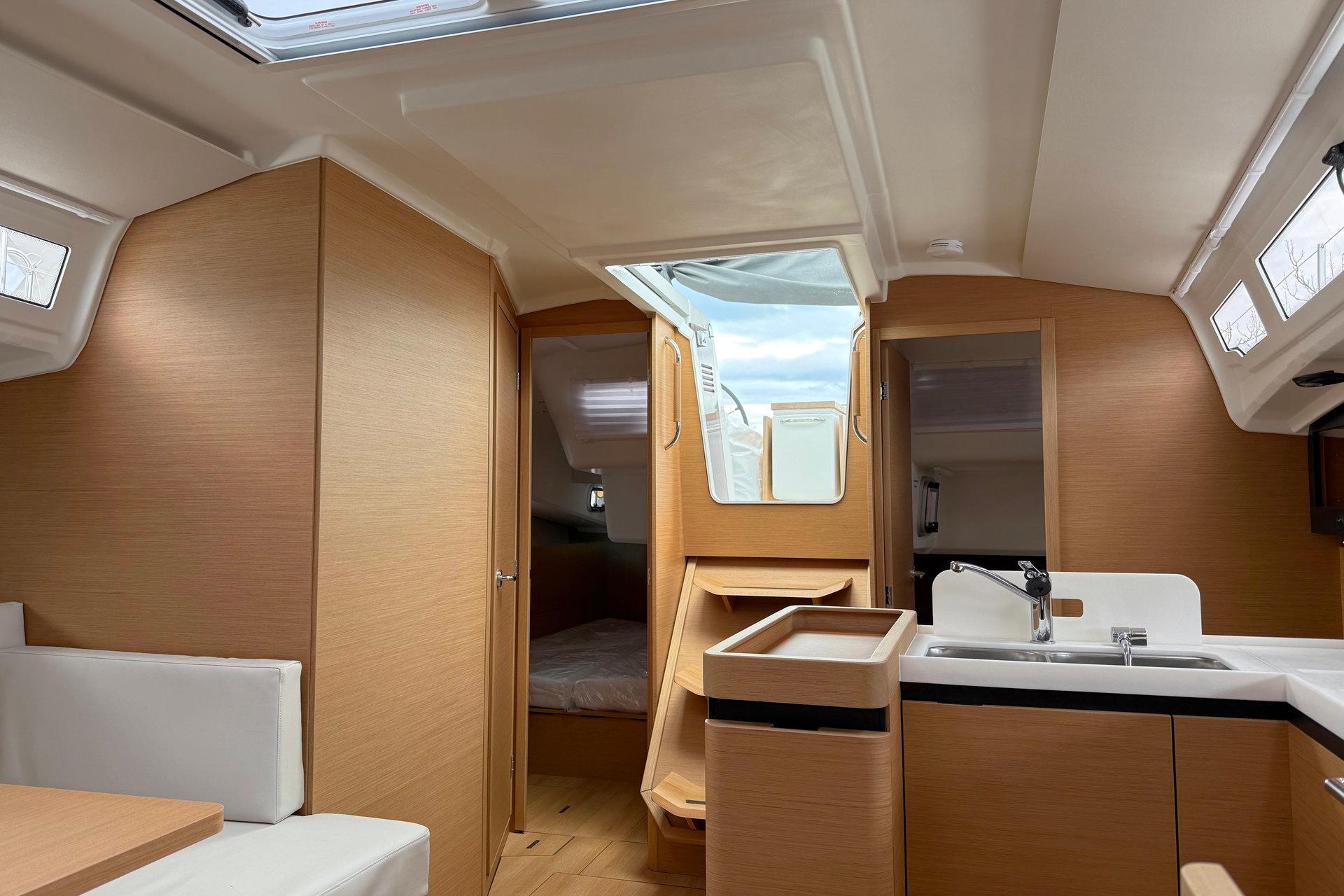 Sun Odyssey 410 - 3 cab., picture 8